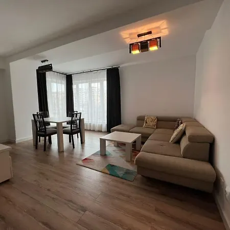Green Apartment *